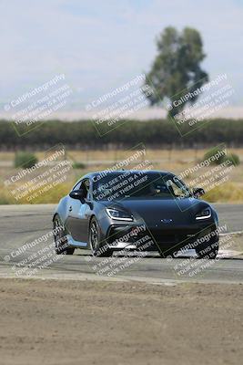 media/Sep-14-2025-Speed Ventures (Sun) [[b2951cd086]]/Yellow/Session 2 (Grapevine)/